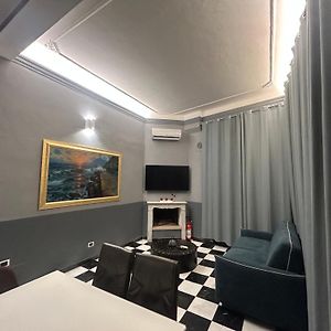 Esposizione Roof